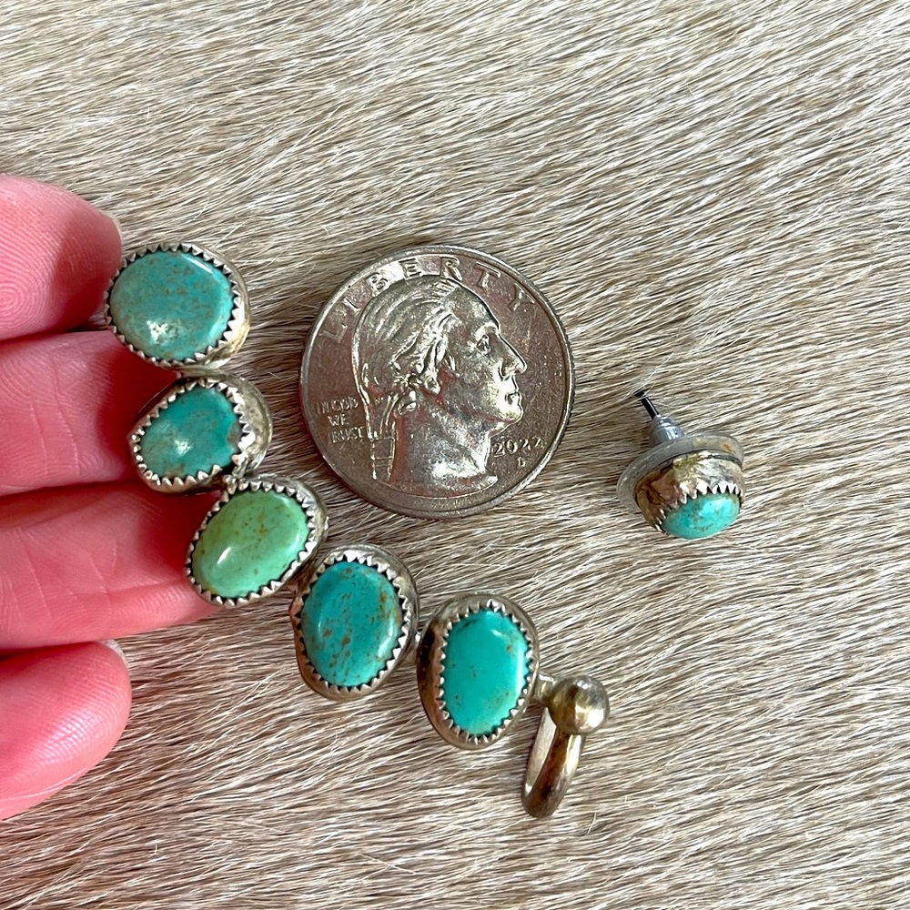 Genuine 5 Stone Turquoise and Sterling Silver earclimber with additional stud
